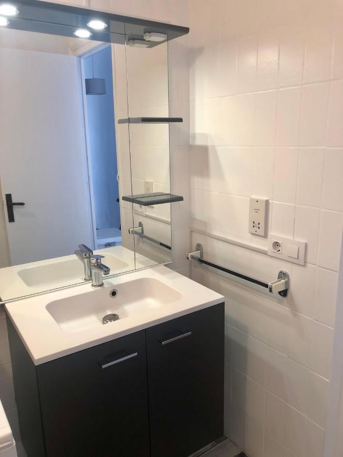 Apt Port Rhodes C, 2 Chbres, 2 Terrasses, Vue Sur Canal Principal De La Marina Et Sur Les Pyrenees Apartment Empuriabrava Exterior photo